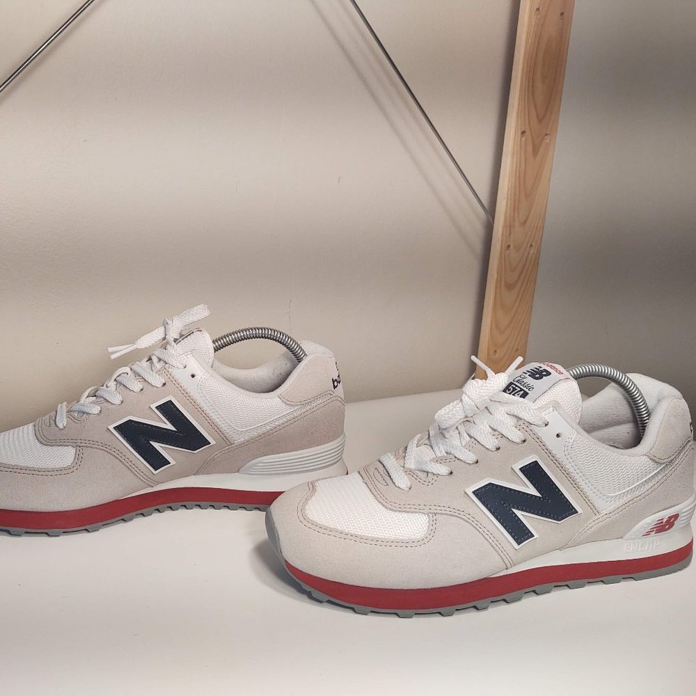 NWOT New Balance 574 Classic Nimbus Cloud/Navy/Red
